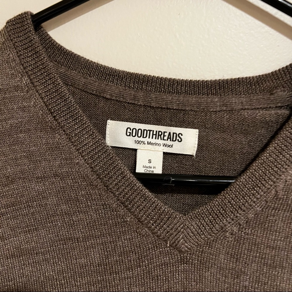 Good Threads merino wool mens sweater small